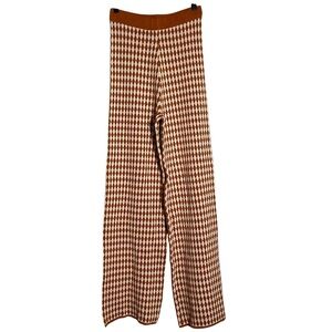 Sage Orange and White Diamond Pattern Flare Stretch Pants NWT
